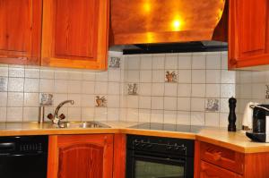 04-kochen-ferienwohnung-2-haus-don-bosco-riederalp-bettmeralp