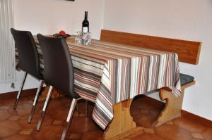 04-essen-ferienwohnung-4-haus-don-bosco-riederalp-bettmeralp